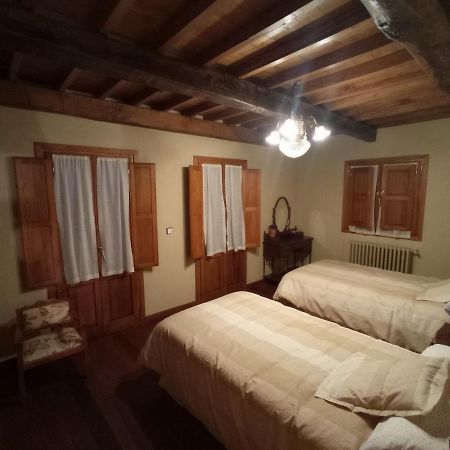 Вилла Casa De Abril 2 Сан-Кристобаль-де-Вальдуэса Экстерьер фото